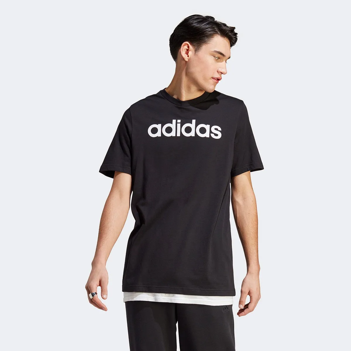 Camiseta Adidas Logo Linear, Masculina - Tamanho P Ao Gg